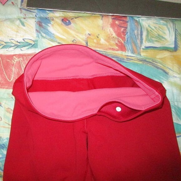 Lululemon ALIGN Soul Cycle Size 4 LEGGINGS Crop 21" Graphic SKULL Heart POCKET - Picture 5 of 10